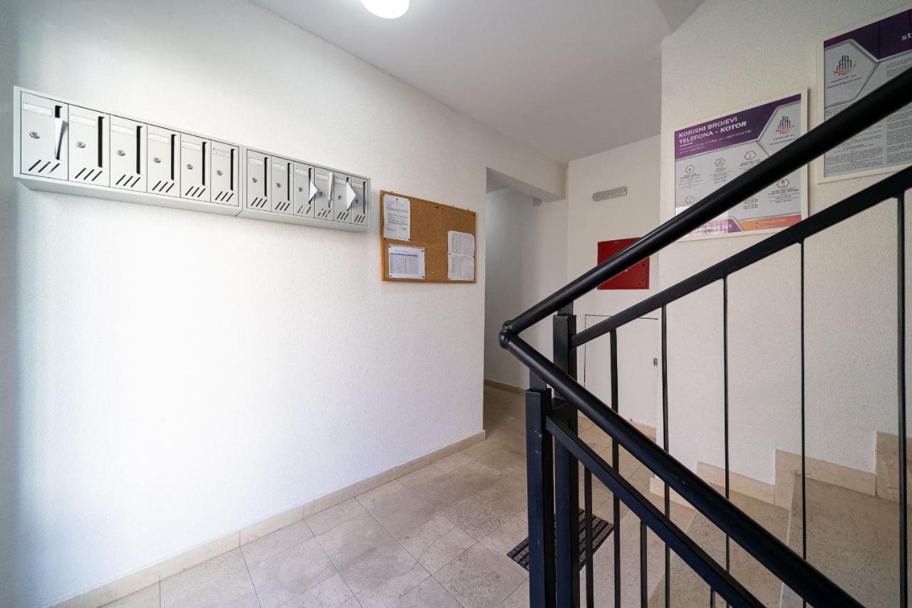 Boka View Luxury Suite - With Free Garage Parking Kotor Exterior foto